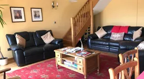 Peacock Cottage, Coity Bach - Image 2