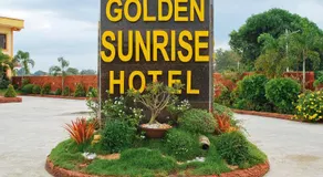 Golden Sunrise Hotel I by RedDoorz - Image 3