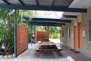 Mango Tree Motel - Image 4