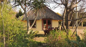 Strawberry Fields Country Manor Guest House - Image 5