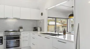 Bellevue - Image 3
