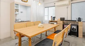 Luxury Huge Bed,渋谷駅徒歩10分,2シャワー,5ベッド,巨大ベッド,防音レコード室 - Image 3