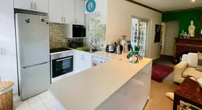 Table Mountain Cottage - Image 3