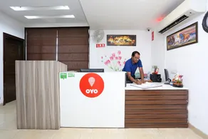 Hotel O Cyber Inn - Image 2