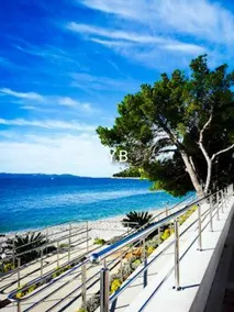 Vila Maslina Apartments mit Pool und Garten nahe am Strand - Image 4