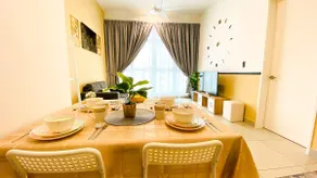 The Icon2 Condo in IOI City Mall Putrajaya, Pool View - Image 4