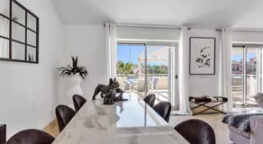 YOLO Spaces - Sotogrande Sea View Penthouse - Image 4