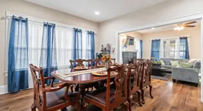 Bungalow Retreat! - Image 4