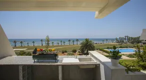Larnaca Sunshore Beachfront Suite - Image 3