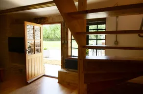 Converted Barn House - Central Oxford, Cotswolds - Image 3