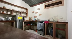 Chill House Flores - Image 3