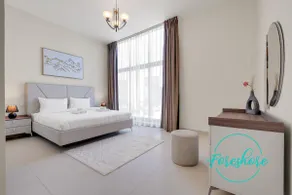 Elegant 4BR + Maid’s Room Villa - Image 2