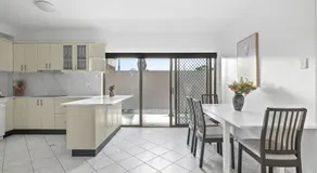 Cozy Private Single Room in Bankstown - Near Transport & Shops - Shared Bathroom - Image 3