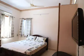 Divinehomestay comfort suite - Image 2