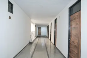 Hotel Sky Blue - Image 4