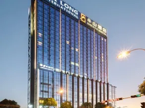 Mid-Level Hotel - Image 5