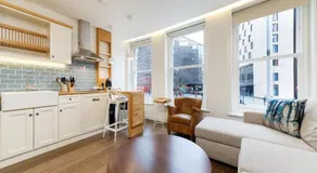 London Bridge Boutique by Viridian Apartments - Image 4