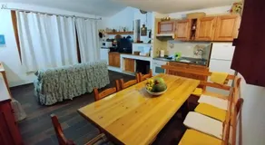 "Ruby Seadragon Holiday Home" a 80 m dal mare con giardino recintato P5584 - Image 3