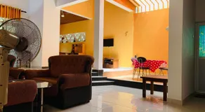 Florence Residence Makola - Image 4