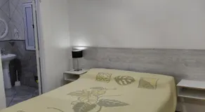 Cabañas Mundo al revés - Image 2