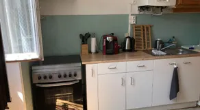 Petite Maison Avec Terrasse - Image 2