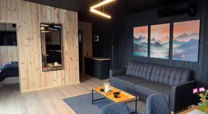 Nomad Hill Cabins - Image 2