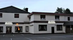 Hotel Alsterquelle 24h Check-in, Free Parking and WiFi - Image 3