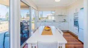Casa della vista - Beach front location - Image 2