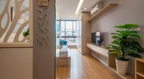22housing Hotel & Apartment 81 Linh Lang - Image 3