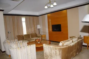 Gorillas City Centre Hotel - Image 3
