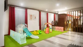 Grand Tryas Hotel - Image 5