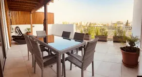 Oasis Penthouse Luxury Suite - Image 3