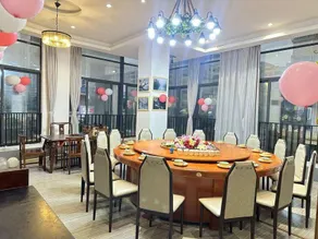 Vienna International Hotel (Qionghai Zhenhai Road) - Image 2