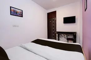 Hotel O  A Square Residency - Image 2