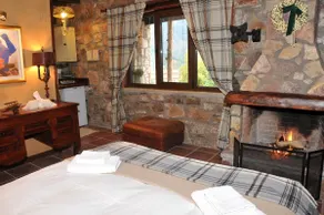 Guest Stone Houses in Aidona - Image 2