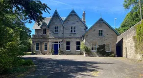 Fabulous 2 Bedroom House just outside Edinburgh - Image 3