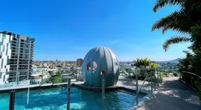 Light apartment in amazing central location - Image 5