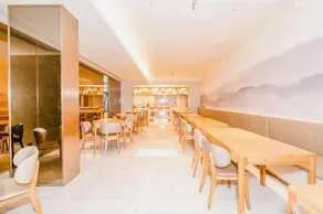 Ji Hotel Huzhou Administration Center - Image 3