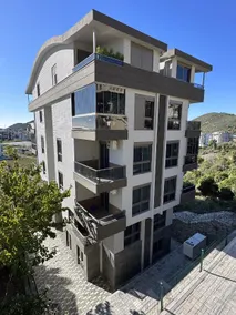 Serene Hillside Residence - Image 3