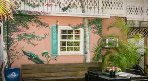 Courtney's Place Historic Cottages & Inns - Image 3