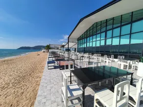 Rattana Pura Beach Resort - Image 4