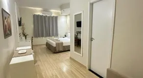Charles Hotel - Image 2