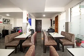 Nstay Premier Sector 31 - Image 4