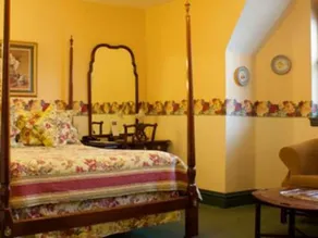 The Fig & The Pheasant Hotel - Image 2