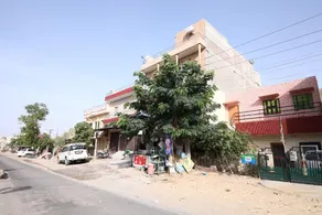 SPOT ON 44251 HOTEL SURAJ INN & RESTAURANT - Image 5