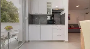 Awesome Apartment In Bibinje With Wifi - Image 5