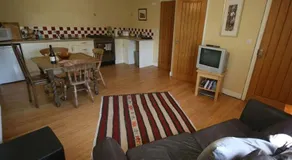 Hollins Lodge and Old Workshop - Image 2