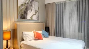 Elegant Stylish 1 Bedroom Balcony City and Manila Bay view FREE Sauna Pool GYM Makati - Image 2