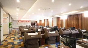 Shangri-La Original Density Hotel - Image 4