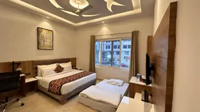 Blessings Hotel - Image 2